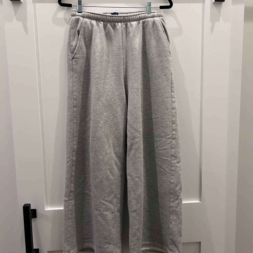 Gap VintageSoft Women's Gray Wide-Leg Sweatpants Medium - Picture 3 of 4